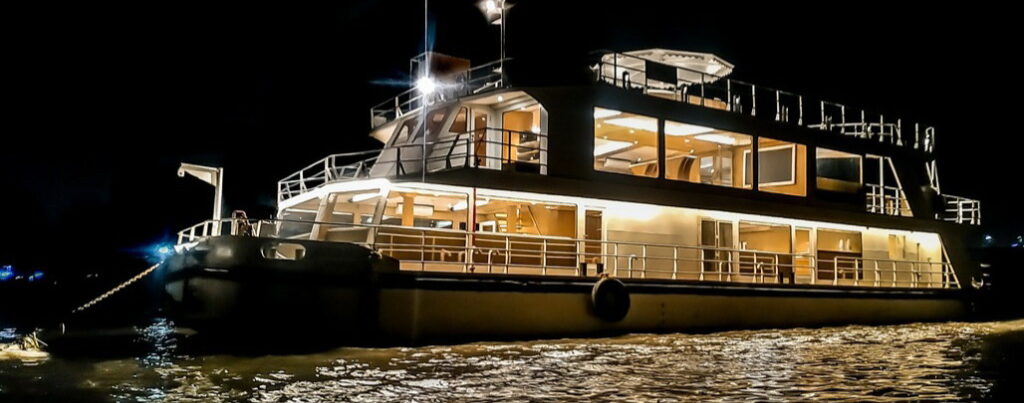 boat party 100 pax